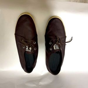 Men’s brown van sneakers size 9